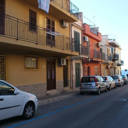Casa Praiola * Terrasini